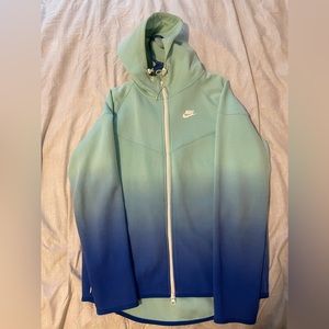 Nike Tech Hoodie